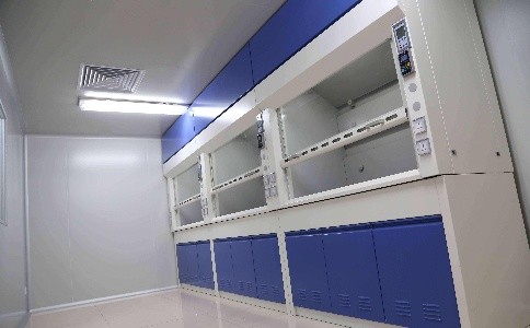 成都通風柜廠家：全鋼通風柜有何優(yōu)點與缺點？